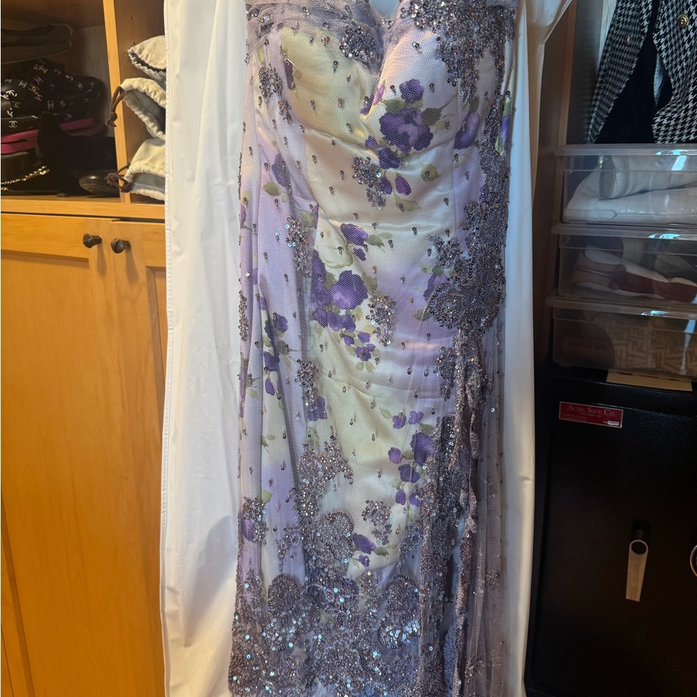 Baracci Lavender Corset strapless Gown with custom made purse